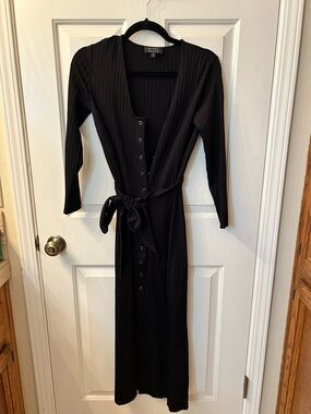 AYR Black Ribbed Button-Front Midi Dress with Tie Waist, size xs, NWOT